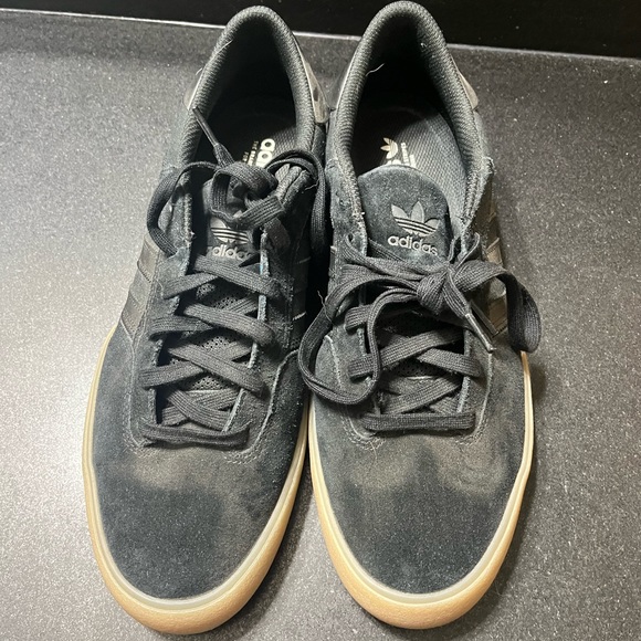 Adidas Sneaker 11 1/2 Black Suede - Picture 3 of 7